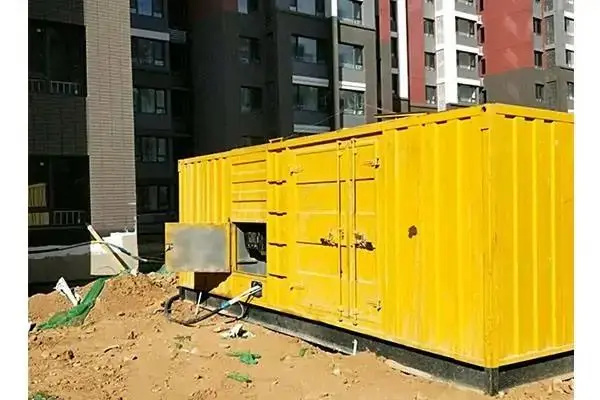 普洱发电机租赁中燃油压力过低会对发动机的哪些部件造成损坏？