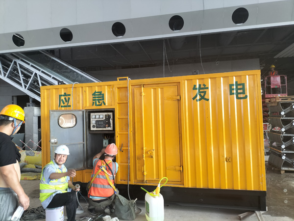 普洱怎样判断空气滤清器是否需要更换？